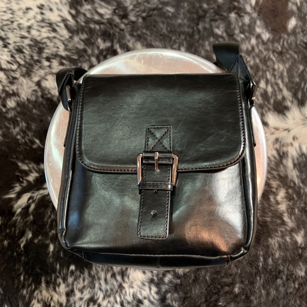 Zara Messenger Crossbody Bag with Buckle in Black